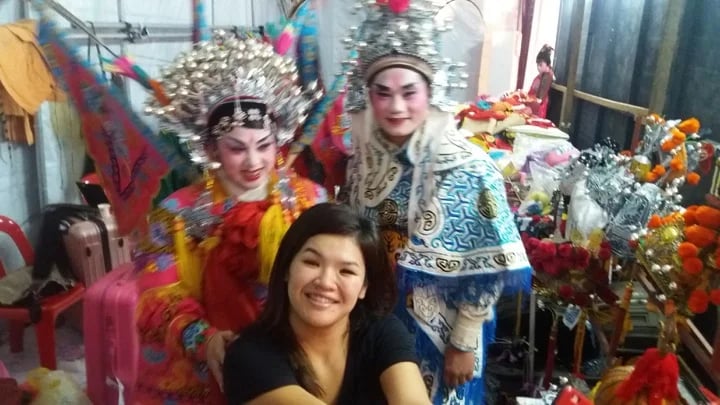 Hanging out backstage with some performers from Shanghai, visiting Brunei for a Chinese Cultural Festival