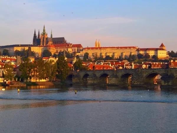 Prague Grand City Tour by Car for Two