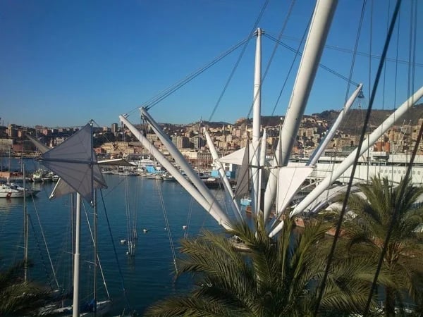 Half Day Tour of the Old Town, Port and Lighthouse in Genoa