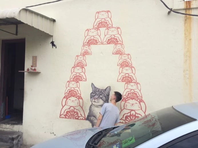 Street Art - Cat & Mouse
