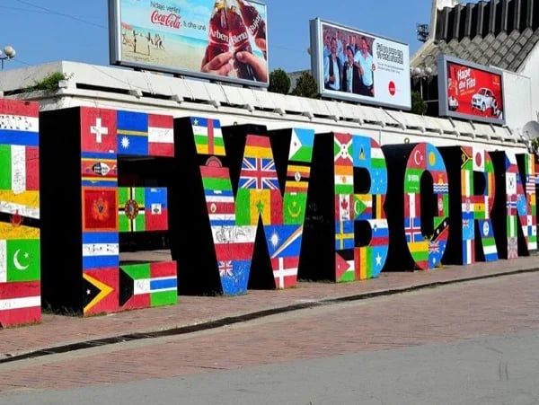 Pristina half day walking tour