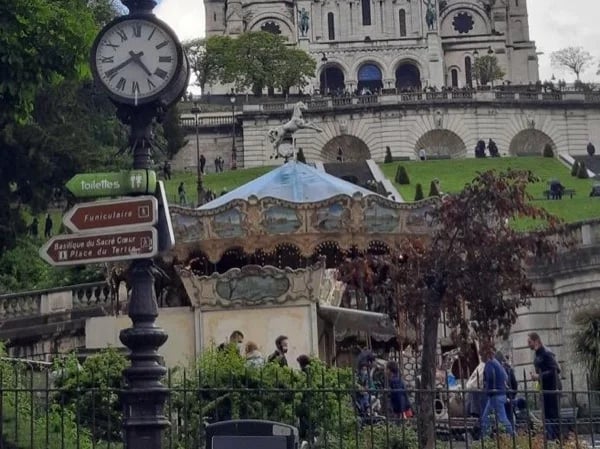A Half Day walking tour to Montmartre