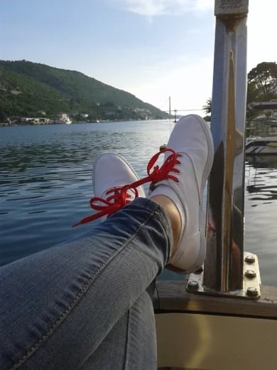 After 4 hrs walkin'&talkin' -peace&quiet&swollen ankles