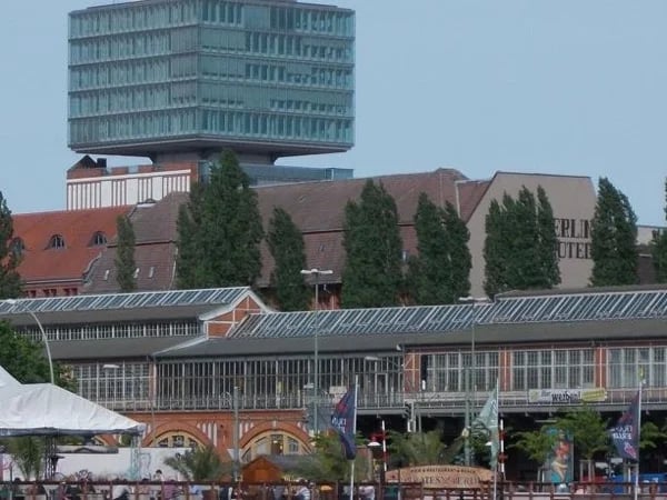 Kreuzberg and Neukölln: City Sightseeing of the other Side of Berlin - Express Tour