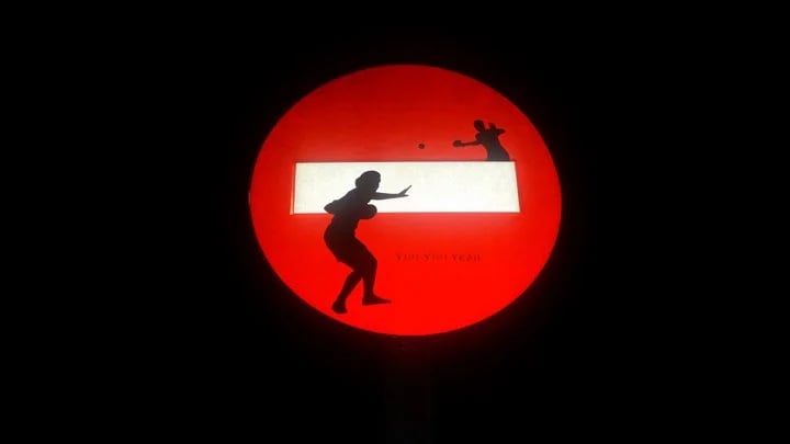 SIGNALS CAN BE FUNNY USED