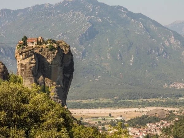 Meteora Day Tour From Thessaloniki