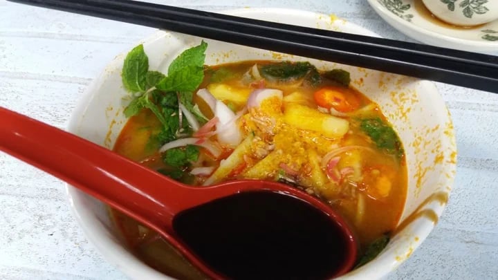 CNN WORLD'S 7TH MOST DELICIOUS FOOD - THE PENANG ASSAM LAKSA