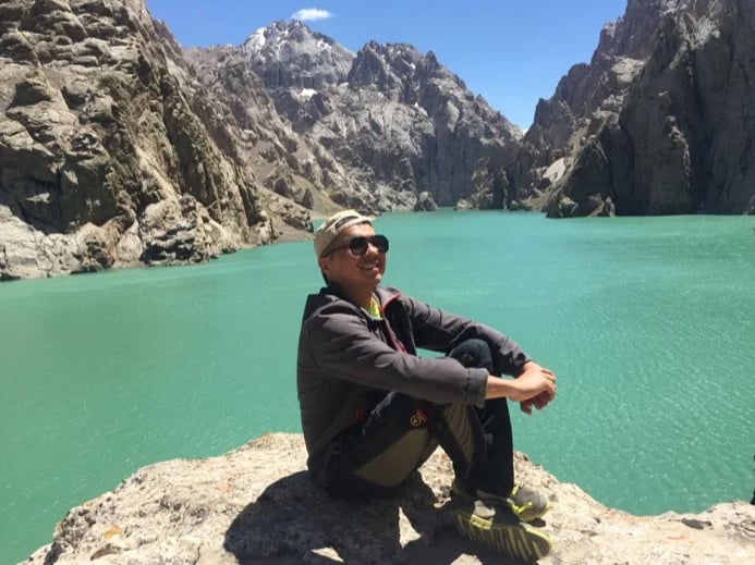 Lovely lake with breathtaking views, Kel Suu lake