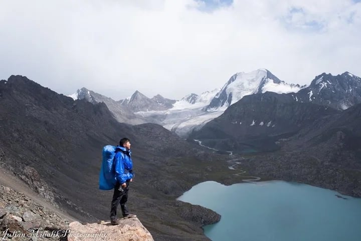 Ala Kul lake