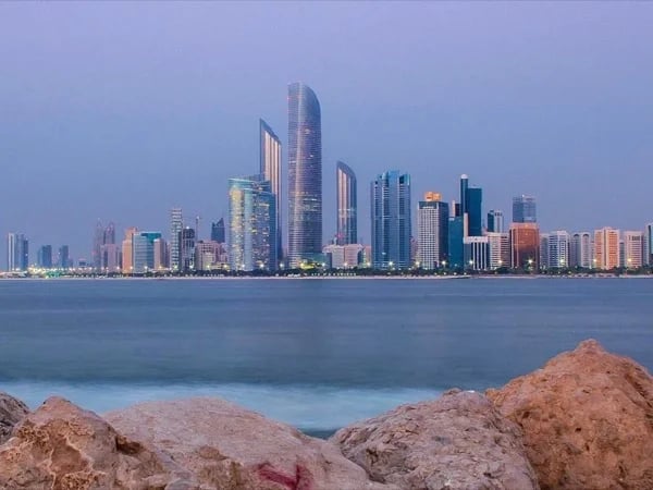 Abu Dhabi through the eyes of an Emirati Guide