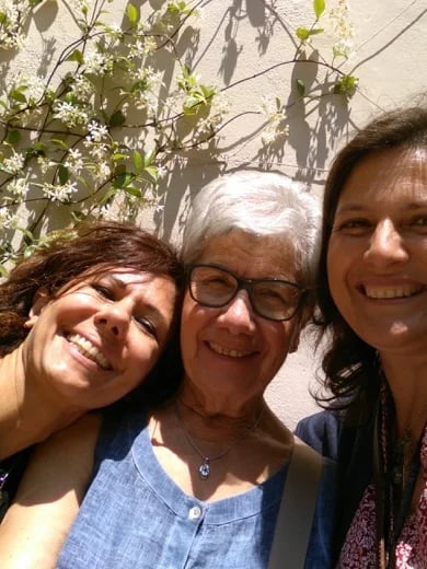 I organise this family tour as birthday present for this great mum from Italy! I love to share this precious moments between mother and daughter!