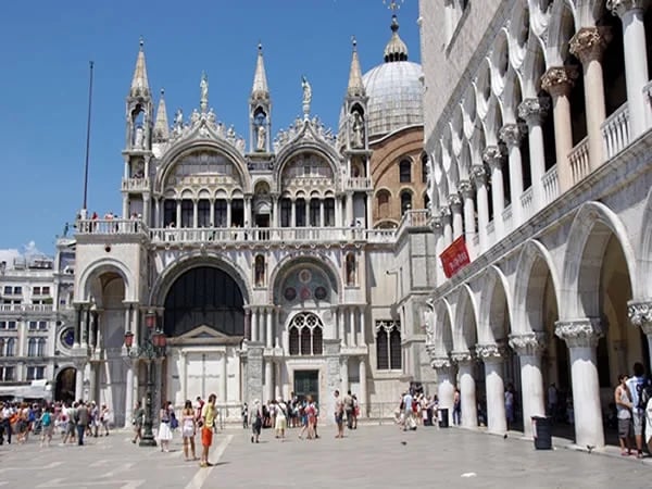 Venice Highlights: All You Must See In One Tour