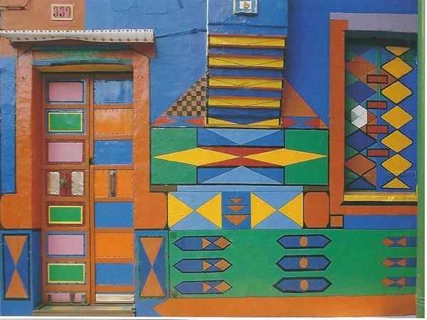 Venice and The Islands of Murano and Burano: glass, lace and colors