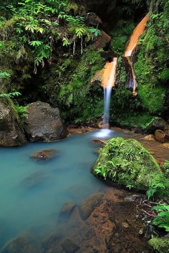 CALDEIRA VELHA (RIBERIA GRANDE)
