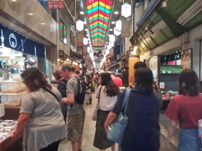 Nishiki market