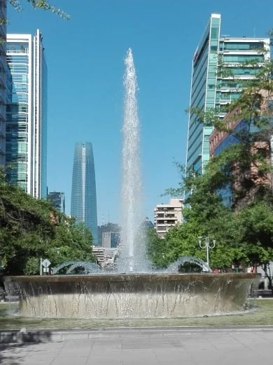 El Golf district around he corner