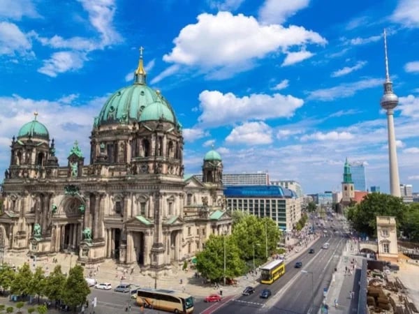 Essential Berlin