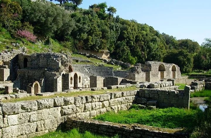 Butrint agora