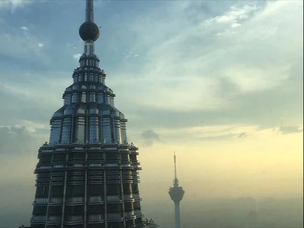 Port Klang - Shore Excursion -Visit Batu Caves, Petronas Twin Towers and more!
