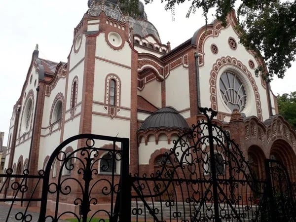 Art Nouveau: City of Subotica and Palić Lake