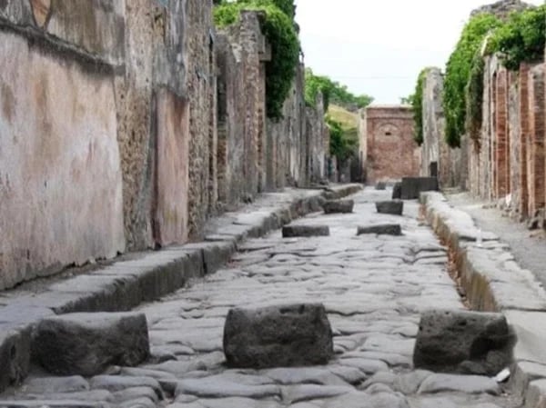 Pompeii: the most unique ancient town