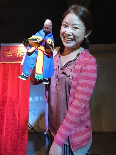 Taiwan culture experience-puppets theatre