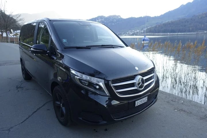 The Mercedes V Class 6 seater