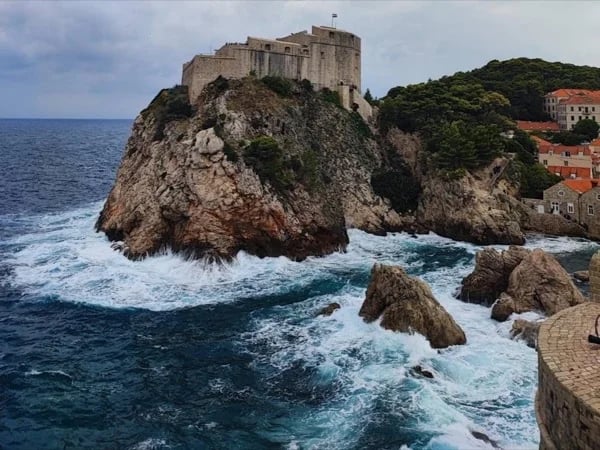 Discover King's Landing on a tour with locals