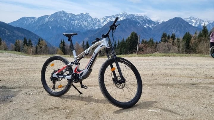Logar Valley with e-bike?