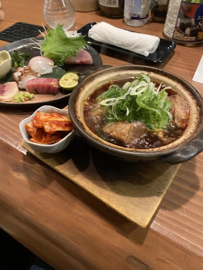 Assorted dishes