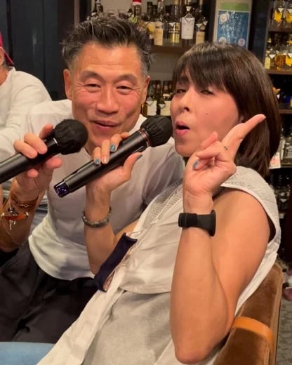 Karaoke duet!