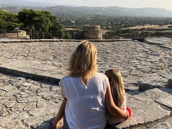 Ancient Palaces with Minoan Wine Routes & Iconic Matala Beach from Heraklion
