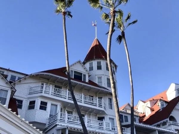 Coronado Island, Old Town & Gaslamp District and visit La Jolla / Full Day Tour