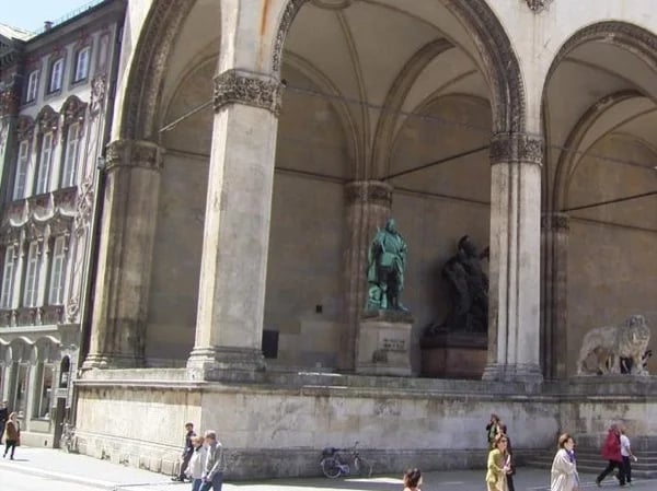 Private Third Reich Walking Tour - Half-Day