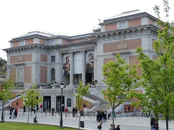 Prado Museum and Walking Tour of Madrid