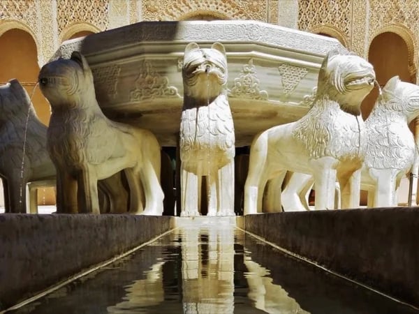 Alhambra and Generalife Half day private tour