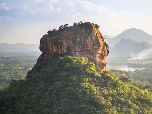 5 Days Cultural Tour of Sigiriya, Anuradhapura & Polonnaruwa