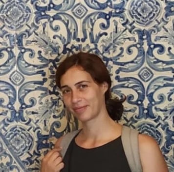 Wanna know how to make a Portuguese tile?