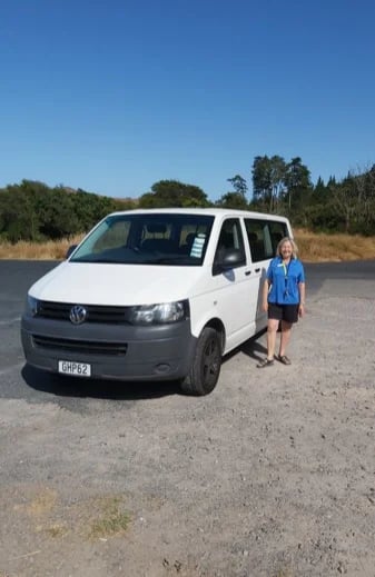 VW Caravelle Van, air conditioned for your transport