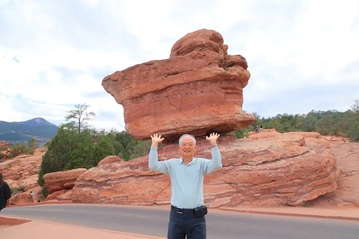 Easy to lift STONE