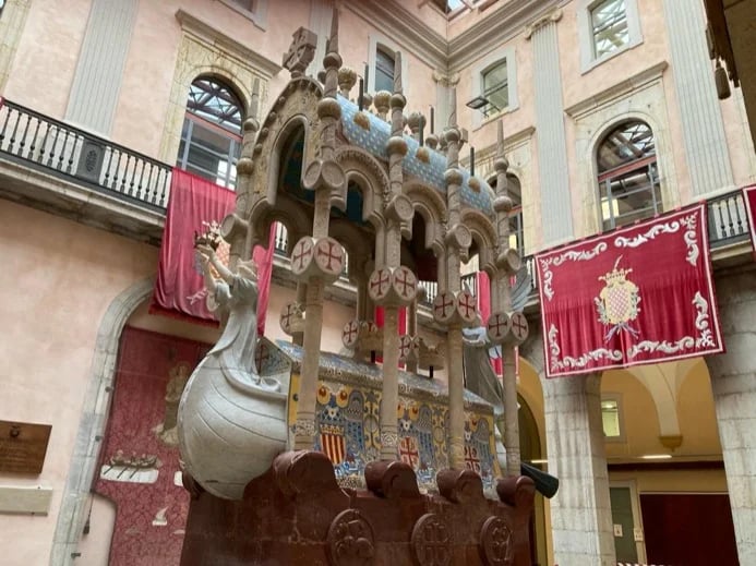 Tarragona City Council. Empty Tomb of Catalan king.