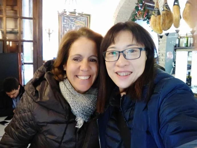 With the Taiwanesse tour leader Cathy.