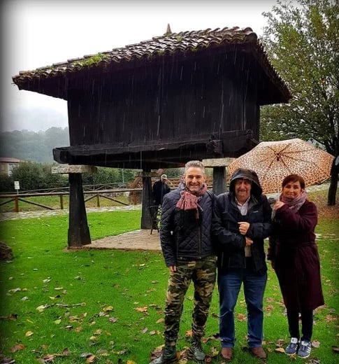 Enjoying a snowy day in Cangas de Onis, the first capital of Spain