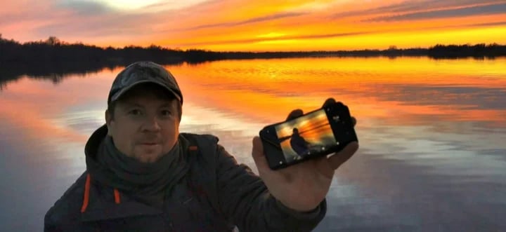Look at that sunset landscape! Breathetaking!