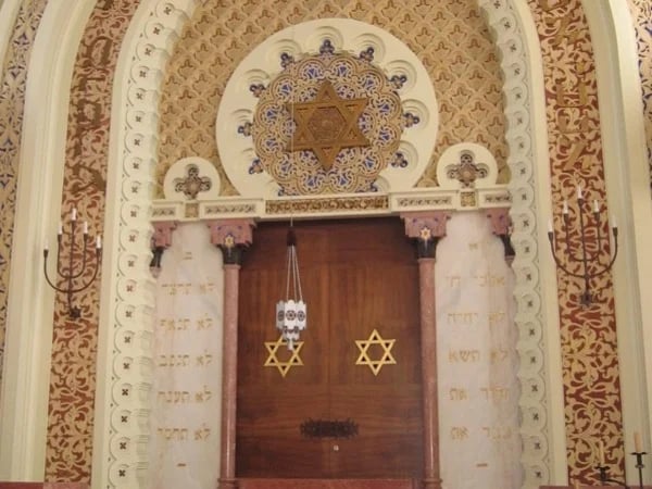 Jewish Heritage in Porto Private Full Day Tour
