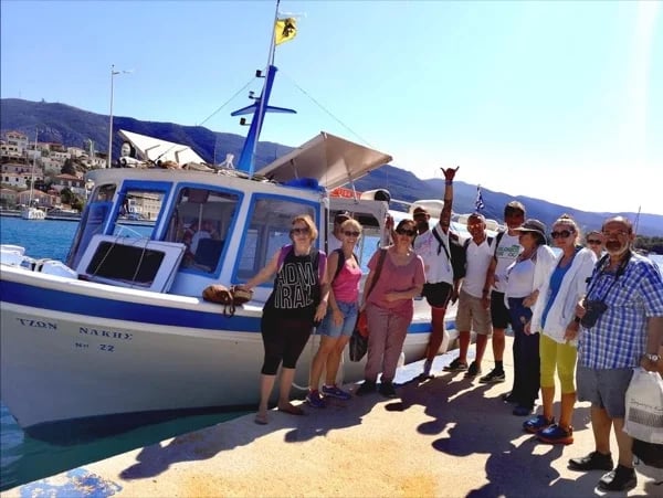 Adventurous Boat Cruise and SUP Lessons Full-Day Excursion