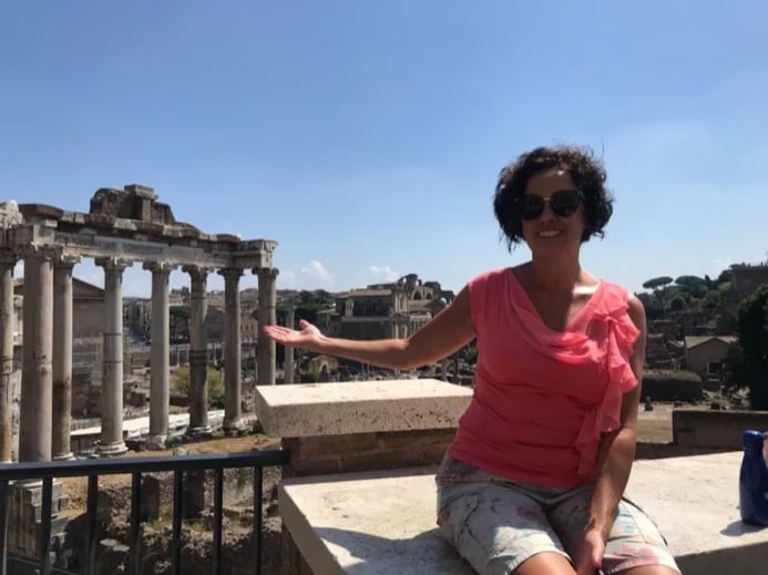 ladies and gentleman this is Rome, a town that is better to discovered with a Local!