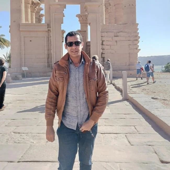 Ahmed R.