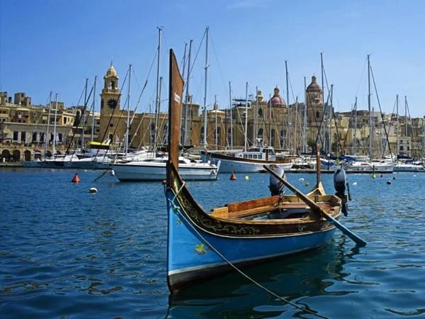 Magnificent Valletta & 3 Cities surrounded by its Historical Harbour with your Local guide