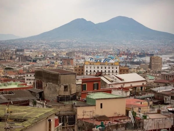 Vibrant Napoli Walking Tour